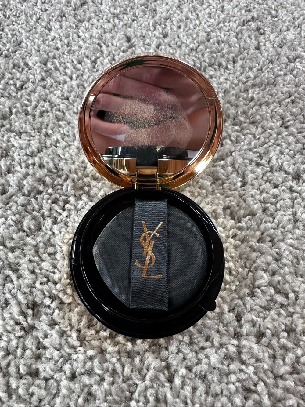 YSL Skin Affair Soft Glow Cushion Foundation in MW1